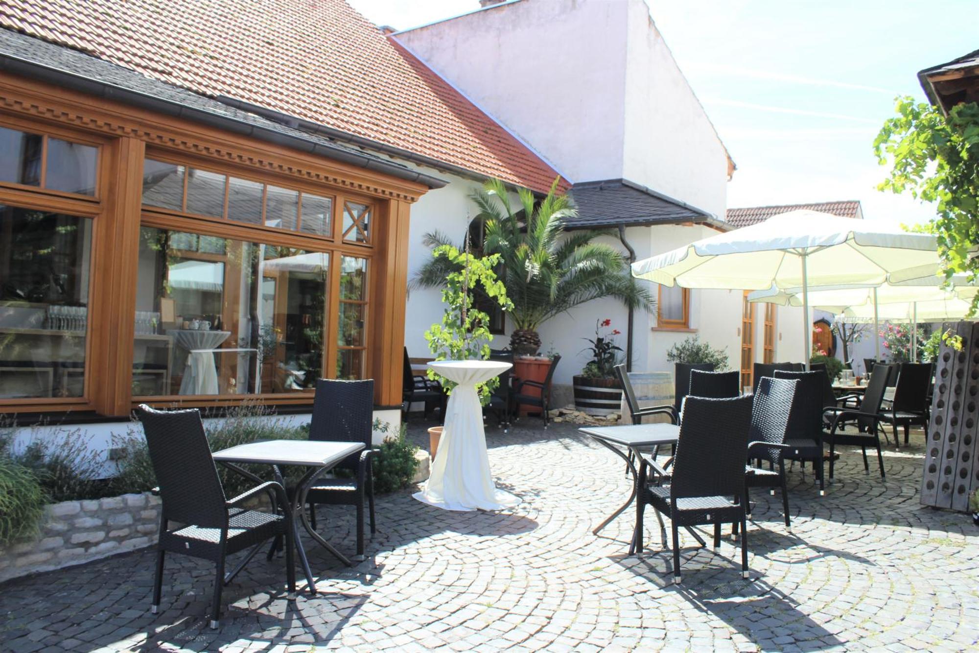 Winzerhotel Kinges-Kessel Morstadt Экстерьер фото